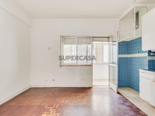 Casa venda em Damaia, Amadora