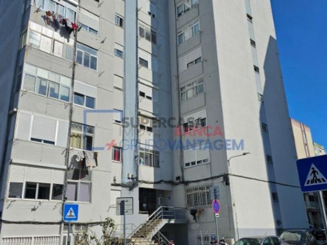 Casa venda em Damaia, Amadora