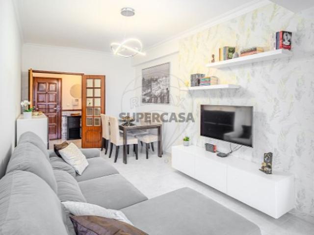 Casa venda em Damaia, Amadora