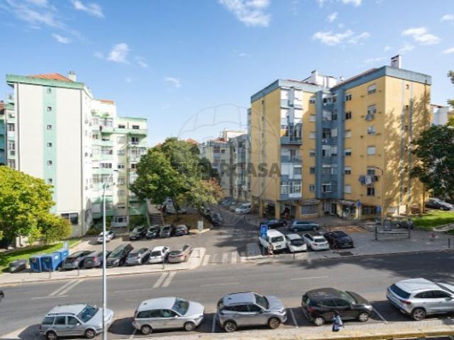 Casa venda em Urbanização da Atalaia, Amadora