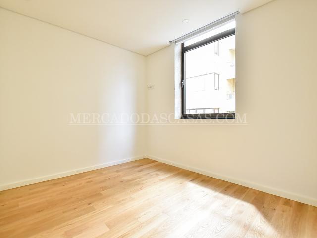 Apartamento alugar em Espinho