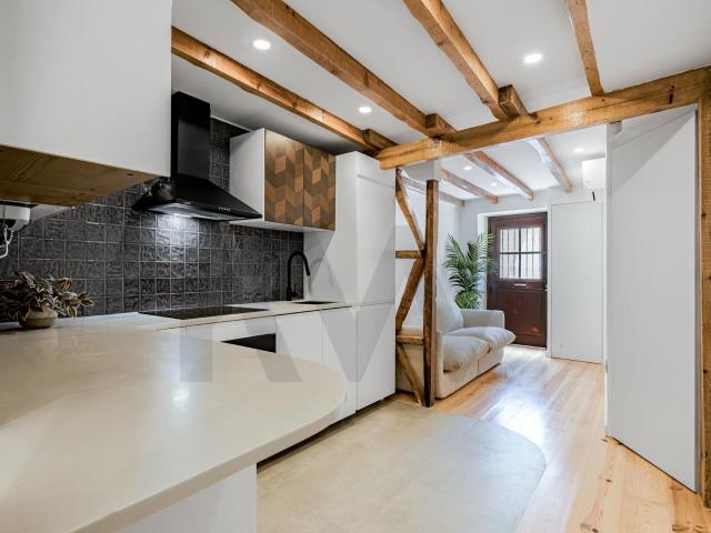 Apartamento venda em Estrela, Lisboa