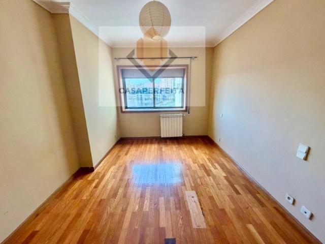 Apartamento alugar em Laborim, Vila Nova De Gaia