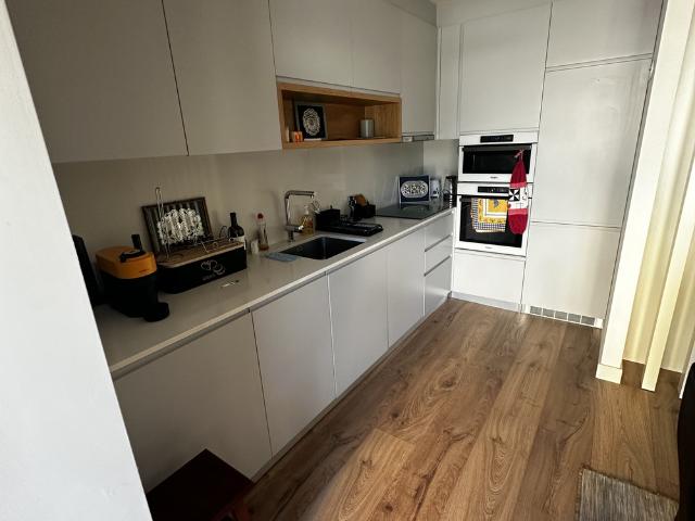 Apartamento alugar em Santiago Dos Velhos, Lisboa