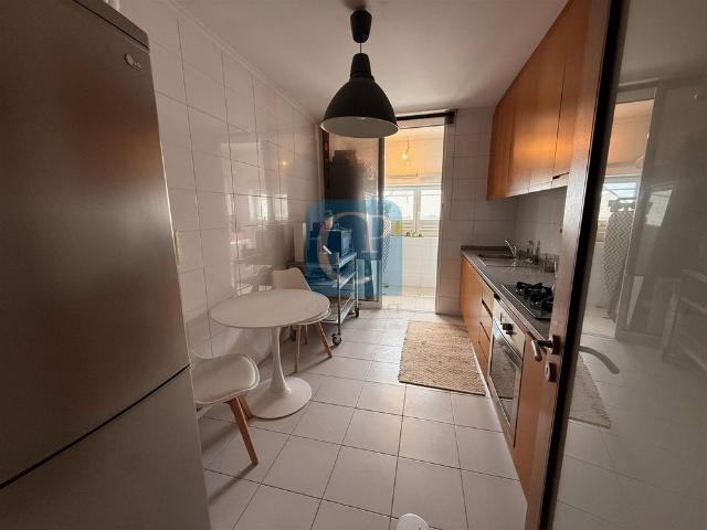 Apartamento alugar em Conjunto Urbano da Ribeira, Porto