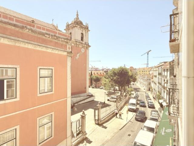 Apartamento alugar em Estrela, Lisboa