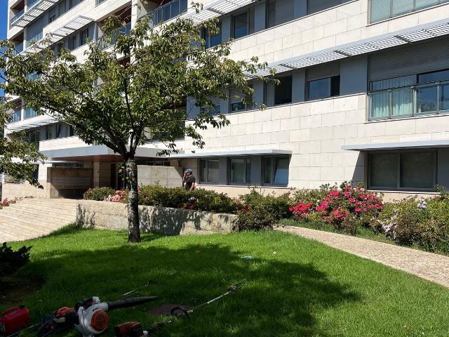 Apartamento alugar em Porto, Aldoar