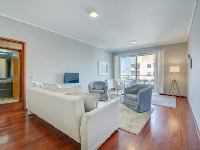 Apartamento alugar em Porto, Aldoar