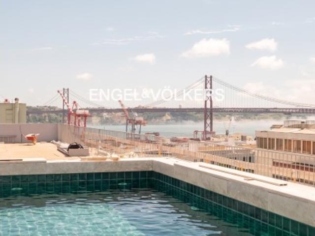 Apartamento venda em Estrela, Lisboa