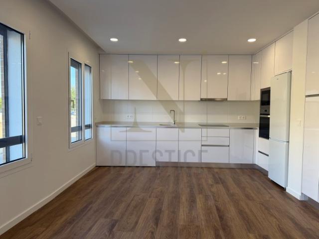 Apartamento alugar em Eiras e São Paulo de Frades, Coimbra