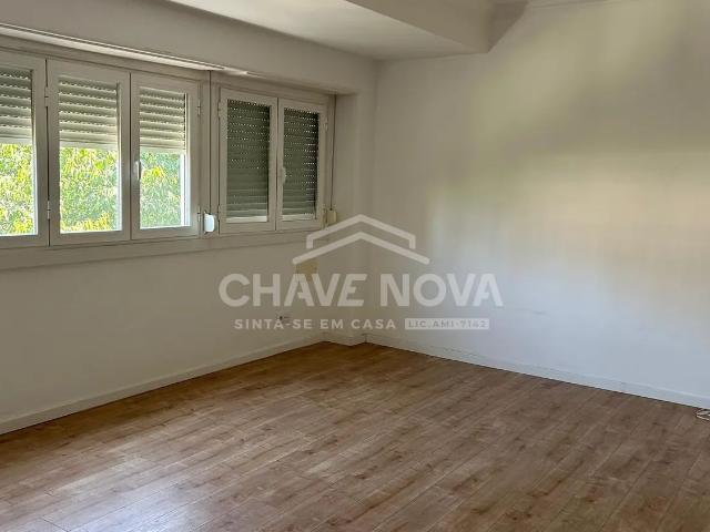Apartamento alugar em Campo de Ourique, Lisboa