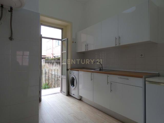 Apartamento alugar em Picheleira, Lisboa