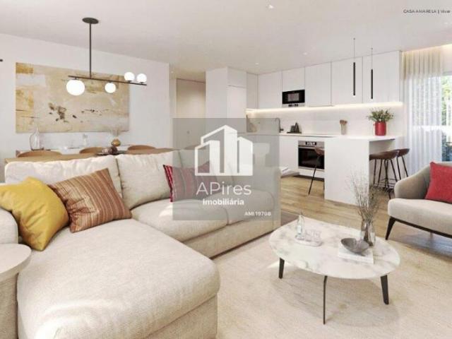 Apartamento venda em Almada, Setúbal