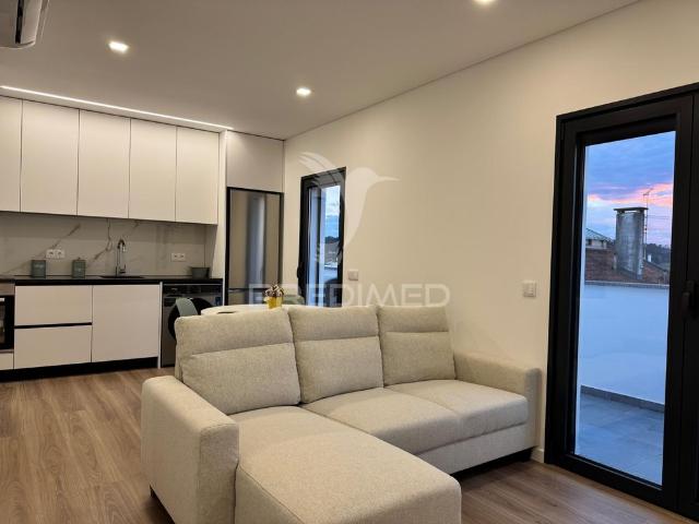 Apartamento alugar em Beltroa, Ourém