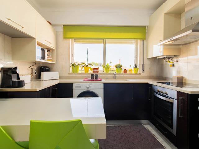 Apartamento venda em Marinha Grande, Leiria