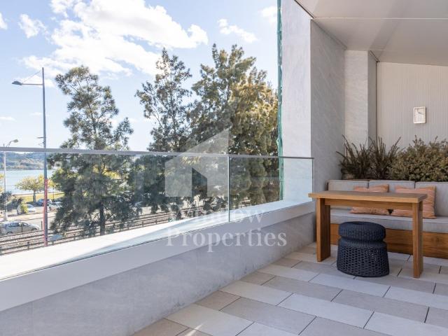 Apartamento venda em São Francisco Xavier, Lisboa