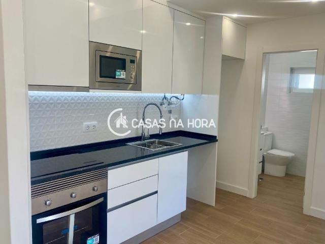 Apartamento alugar em Alembrança, Almada