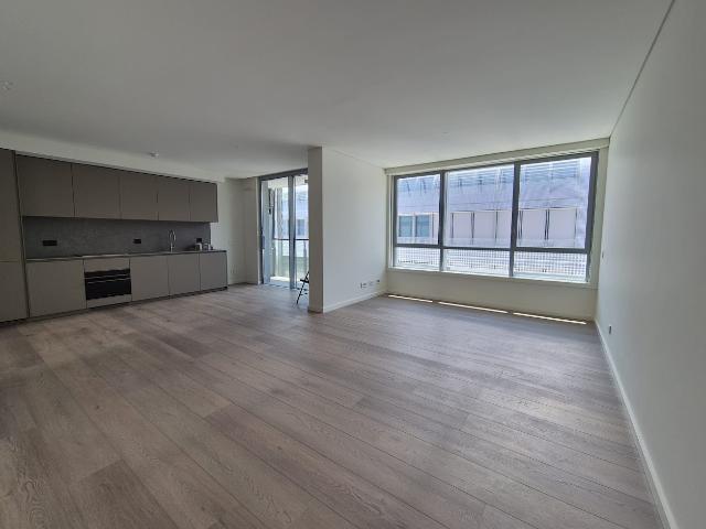 Apartamento alugar em Prata Riverside Village, Lisboa
