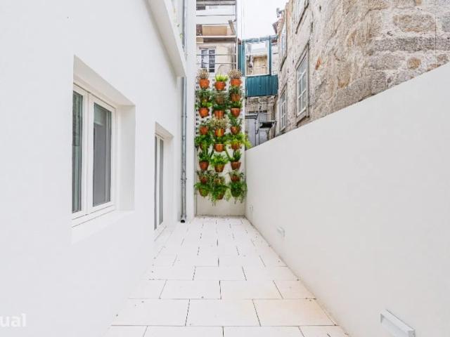Apartamento venda em Conjunto Urbano da Ribeira, Porto