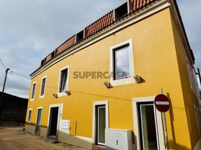 Casa venda em Bairro dos Capuchos, Leiria