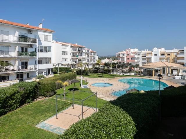 Apartamento alugar em Urbanização Mato Santo Espírito, Tavira