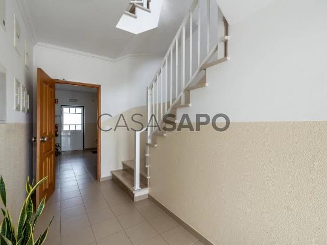 Apartamento alugar em Alcobaça, Leiria