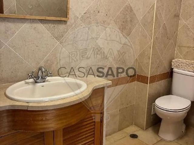 Apartamento alugar em Santo António da Caparica, Almada