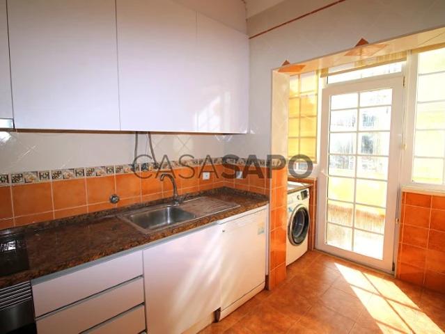 Apartamento alugar em Costa da Caparica, Almada