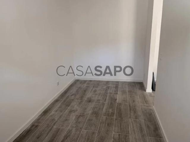 Apartamento alugar em Ginjal, Almada