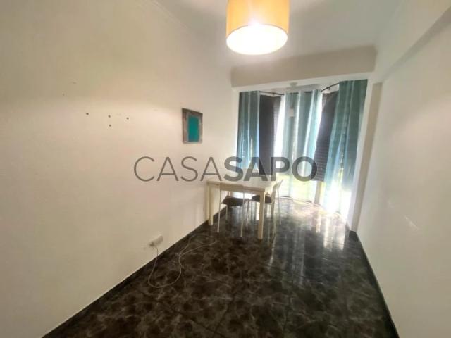Apartamento alugar em Almada, Setúbal