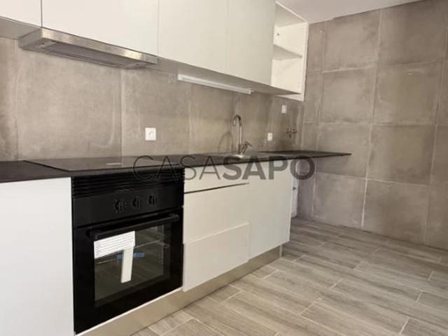Apartamento alugar em Ginjal, Almada