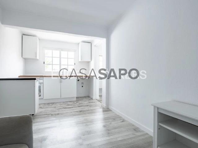 Apartamento alugar em Almada, Setúbal