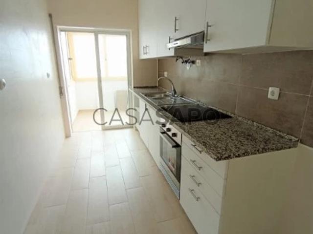 Apartamento alugar em Cova da Piedade, Almada