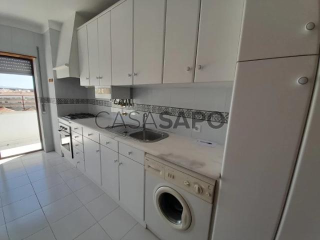 Apartamento alugar em Caldas Da Rainha, Leiria