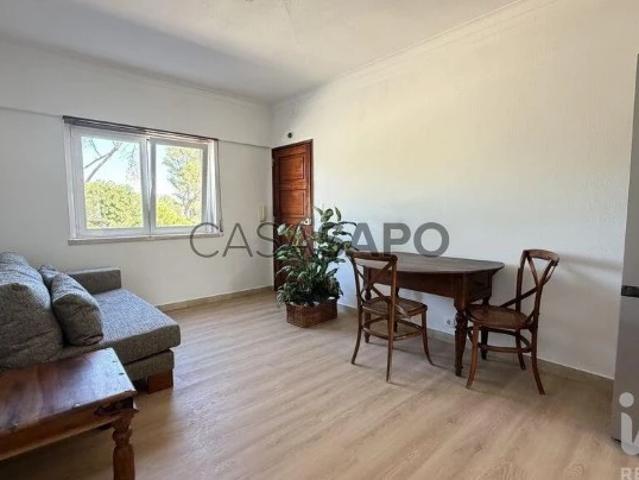 Apartamento alugar em Junqueiro, Cascais