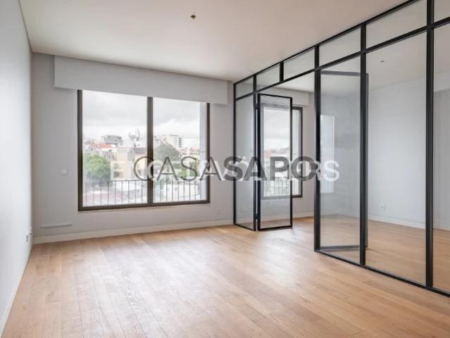 Apartamento alugar em Santo António, Lisboa