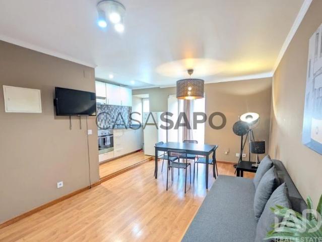 Apartamento alugar em Sacramento, Lisboa