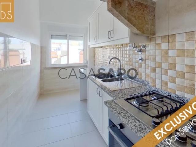 Apartamento alugar em Santa Engrácia, Lisboa