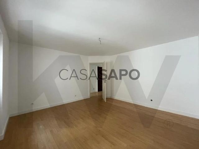 Apartamento alugar em Pena, Lisboa