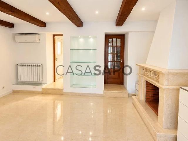 Apartamento alugar em Mercês, Lisboa