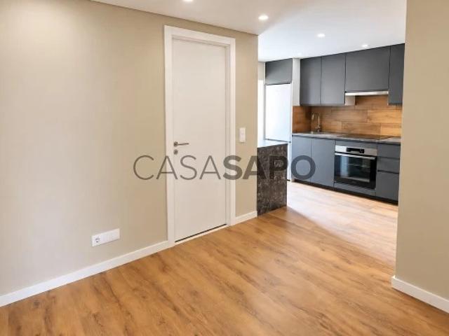 Apartamento alugar em Mercês, Lisboa