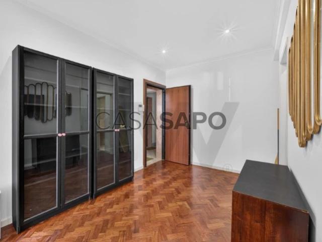 Apartamento alugar em Santo António, Lisboa