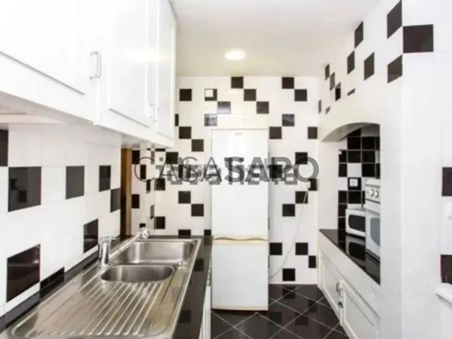 Apartamento alugar em Misericórdia, Lisboa