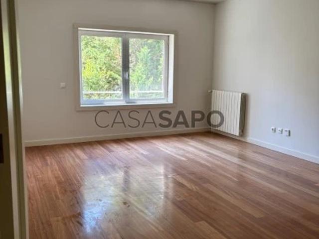 Apartamento alugar em Estrela, Lisboa