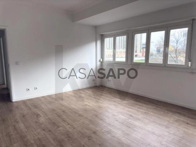 Apartamento alugar em Amoreiras, Lisboa