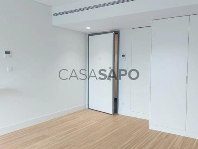 Apartamento alugar em São Vicente de Fora, Lisboa