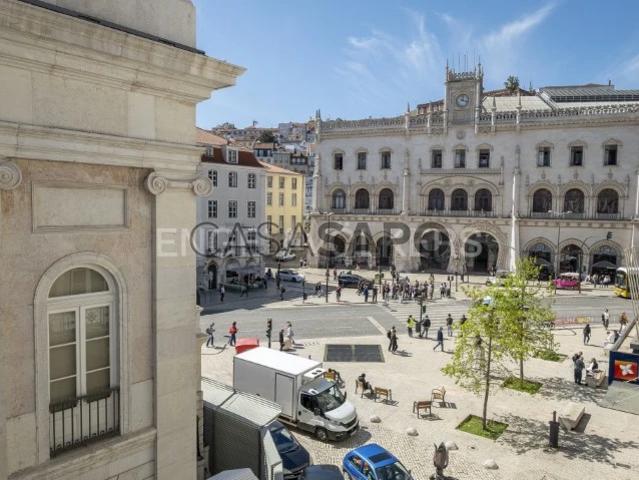 Apartamento alugar em Santo António, Lisboa