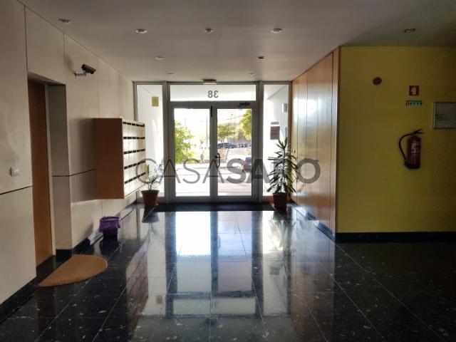 Apartamento alugar em Alta de Lisboa, Lisboa