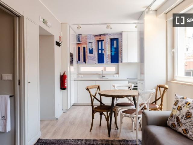 Apartamento alugar em Santa Maria Maior, Lisboa