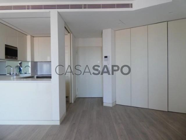 Apartamento alugar em Santo António, Lisboa